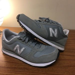 Women’s New Balance 311’s (9.5)